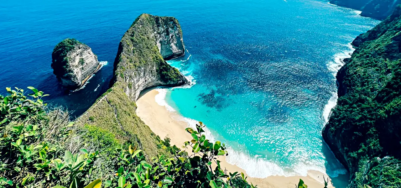 Stay in Nusa Penida as a solo traveler